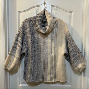 Papillon Oversized Puffy Sleeve Sweater in Grays & Cream Medium